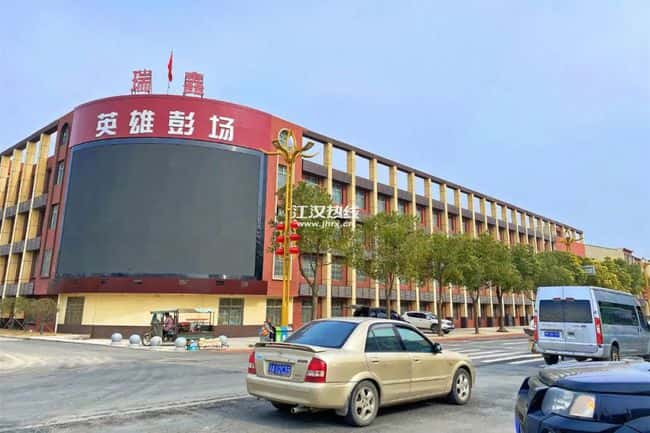 瘋狂之后的彭場鎮,面臨怎樣的困境?疫情期間工人月入5萬,如今百萬口罩機被當廢鐵! 第8張 瘋狂之后的彭場鎮,面臨怎樣的困境?疫情期間工人月入5萬,如今百萬口罩機被當廢鐵! 第8張