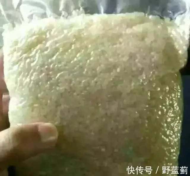 學生網購小米手機,收到一小袋大米,15歲賣家花9.9元凈賺496元  第3張