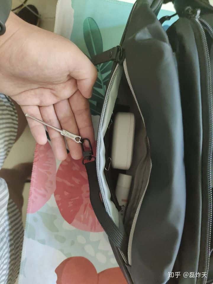 小米胸包新款開箱體驗，對比諸多米包  第18張
