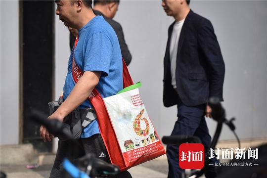 成都糖酒會出新寵啦！尼龍大挎包（無紡布跨肩袋），你背了沒？  第7張